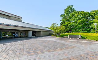 静岡県立美術館
